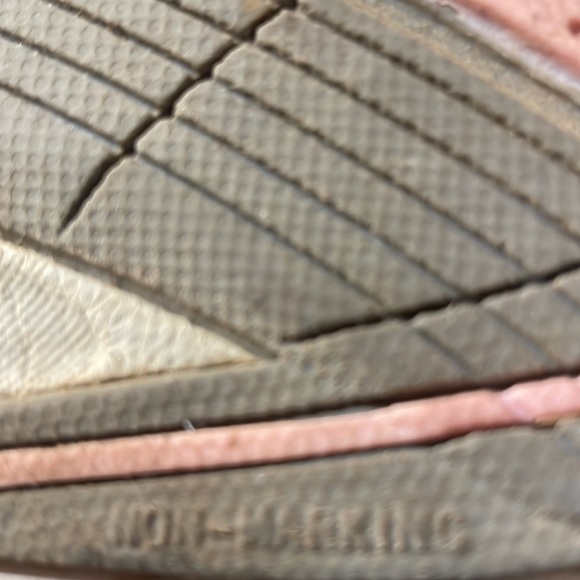 Champion sneakers C9 athletic shoes gray pink duo dry non-marking women’s size 8 - Picture 9 of 10